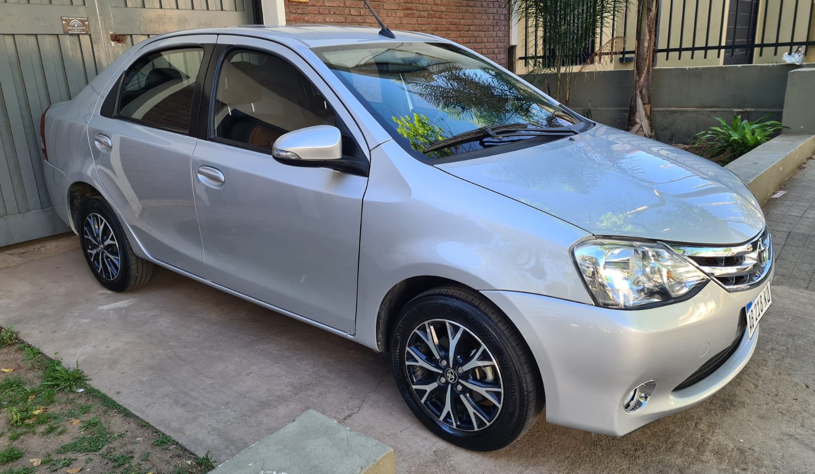 Toyota Etios Platinum At5 2017